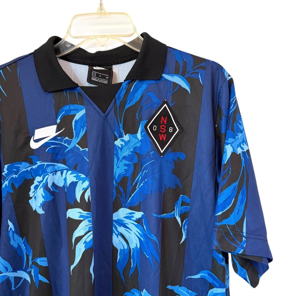 Nike NSW Sportswear‎ Blue Floral Football Soccer Jerset Shirt AR1620-492 Small